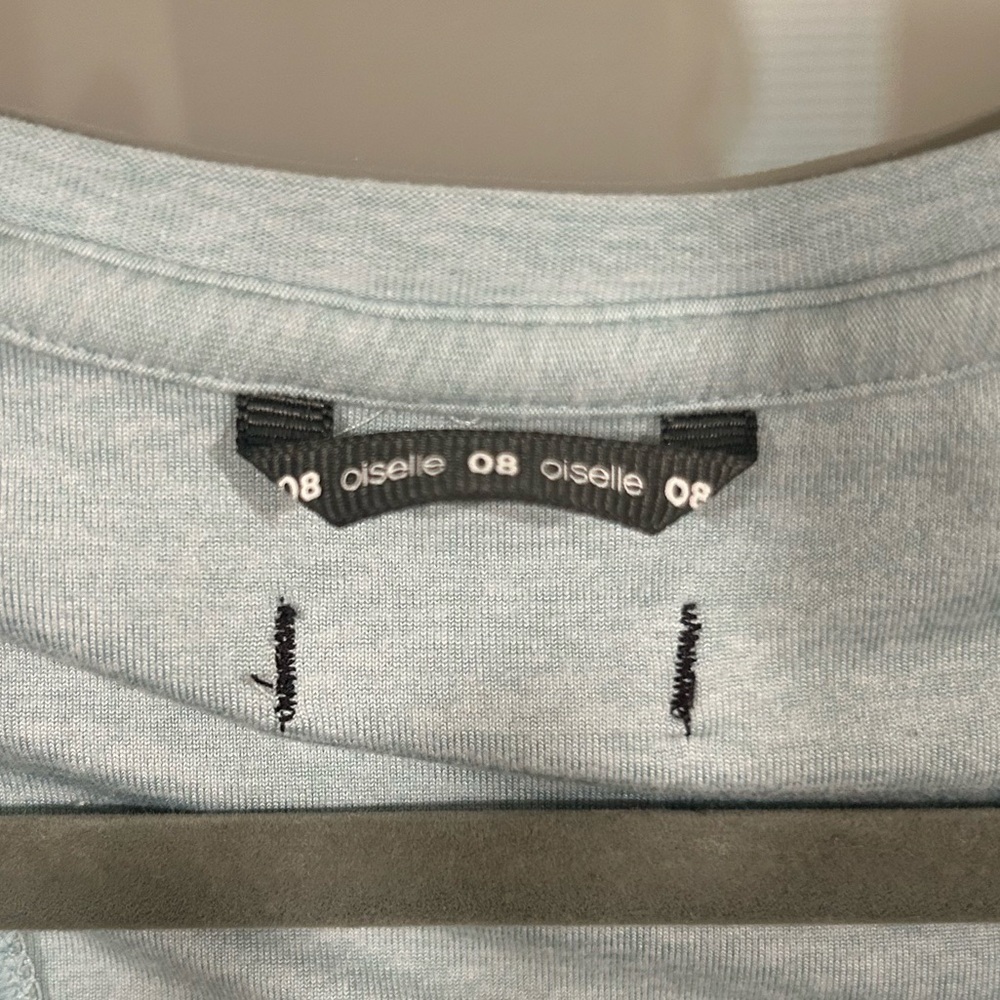 Oiselle Gray/Blue Fitted Sleeveless Tank Top - Picture 3 of 6